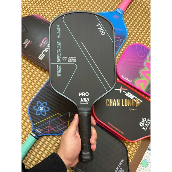 [TẶNG CUỐN CÁN] Vợt Pickleball T700 Pro Chính Hãng. Full Carbon 16mm Mặt Nhám Siêu Nhẹ Cho Thi Đấu, Luyện Tập, Mới Chơi Công Thủ Toàn Diện - Hình ảnh 8